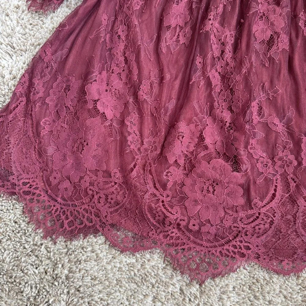 American Eagle  Burgundy Lace off the shoulder boho shirt size small - Image 2
