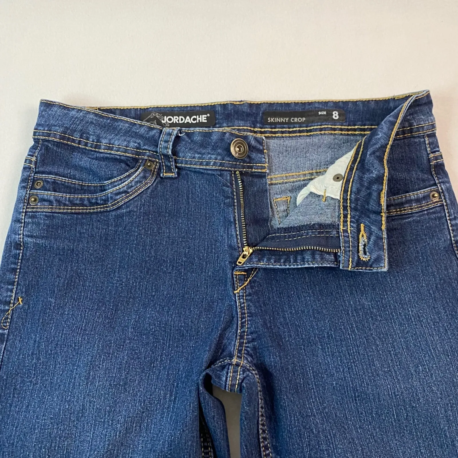 Jordache Skinny Capri‎ Jeans Women's Dark Wash Denim Casual Everyday Size 8 EUC - Image 4
