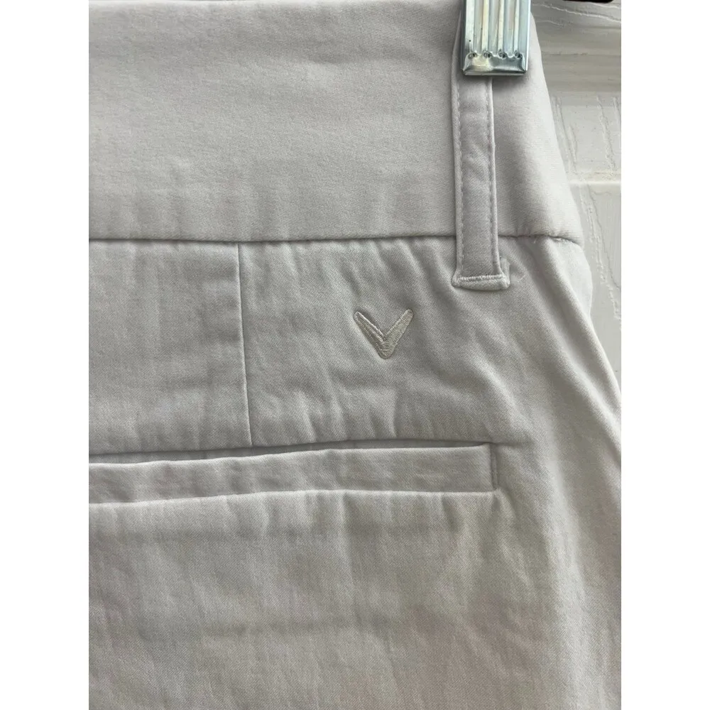 Callaway  women's flex fabric white golf pull on shorts with pockets - Image 6