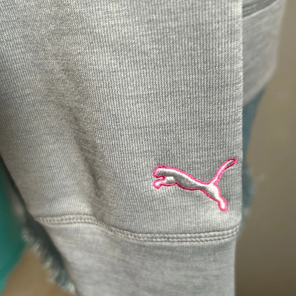 Puma Lightweight Women’s Leisure Full Zip Hooded Athletic Golf Outdoor Jacket - Image 6