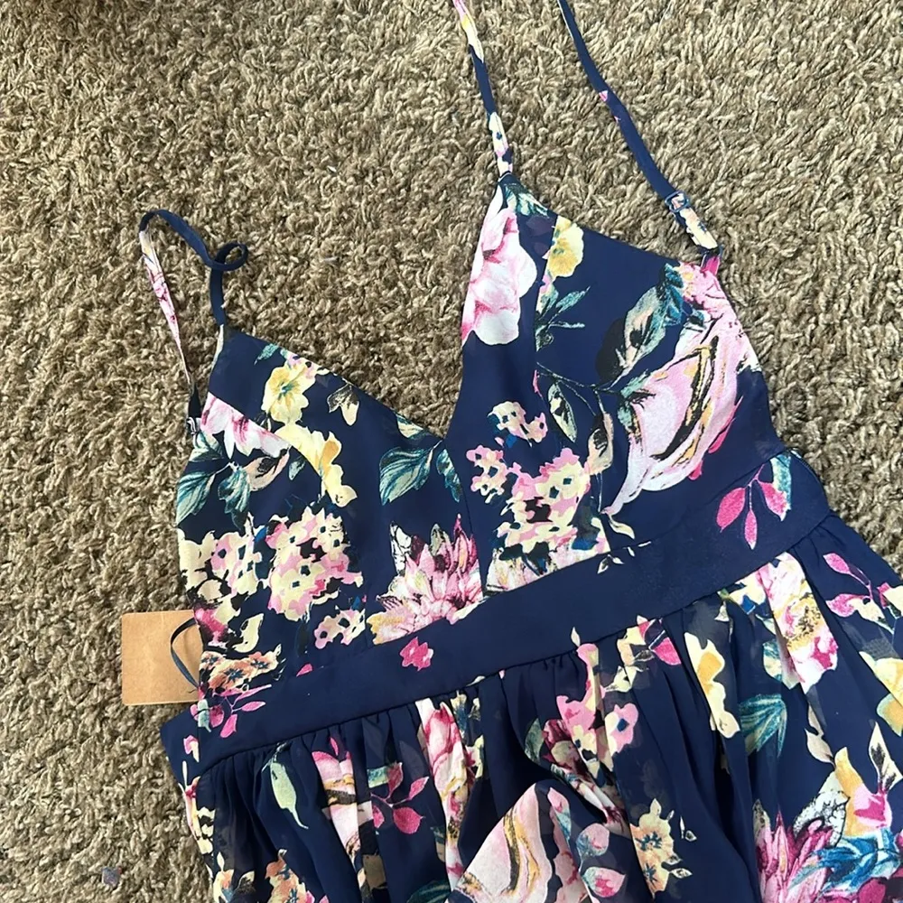 NWT Miss Avenue Blue Floral Chiffon Maxi Size Small - Image 7