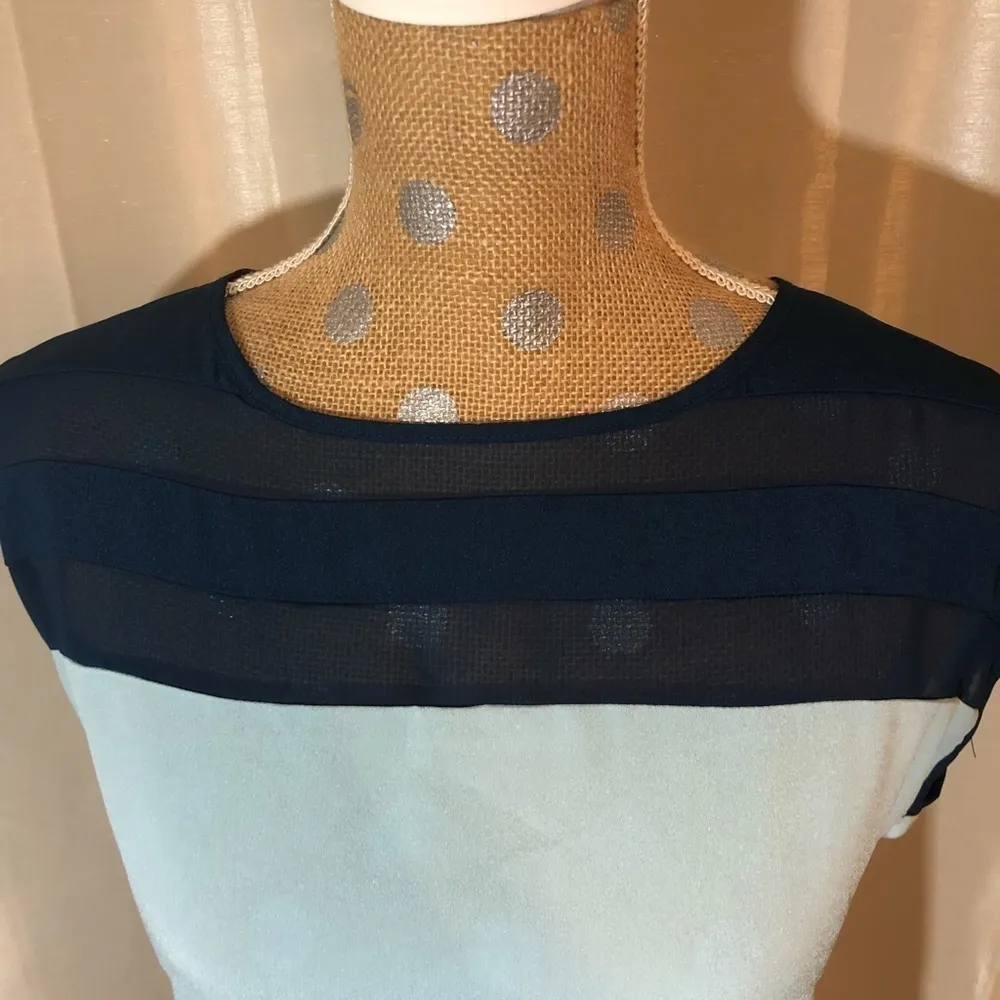 New York & company‎ top Blue Size XS - Image 5