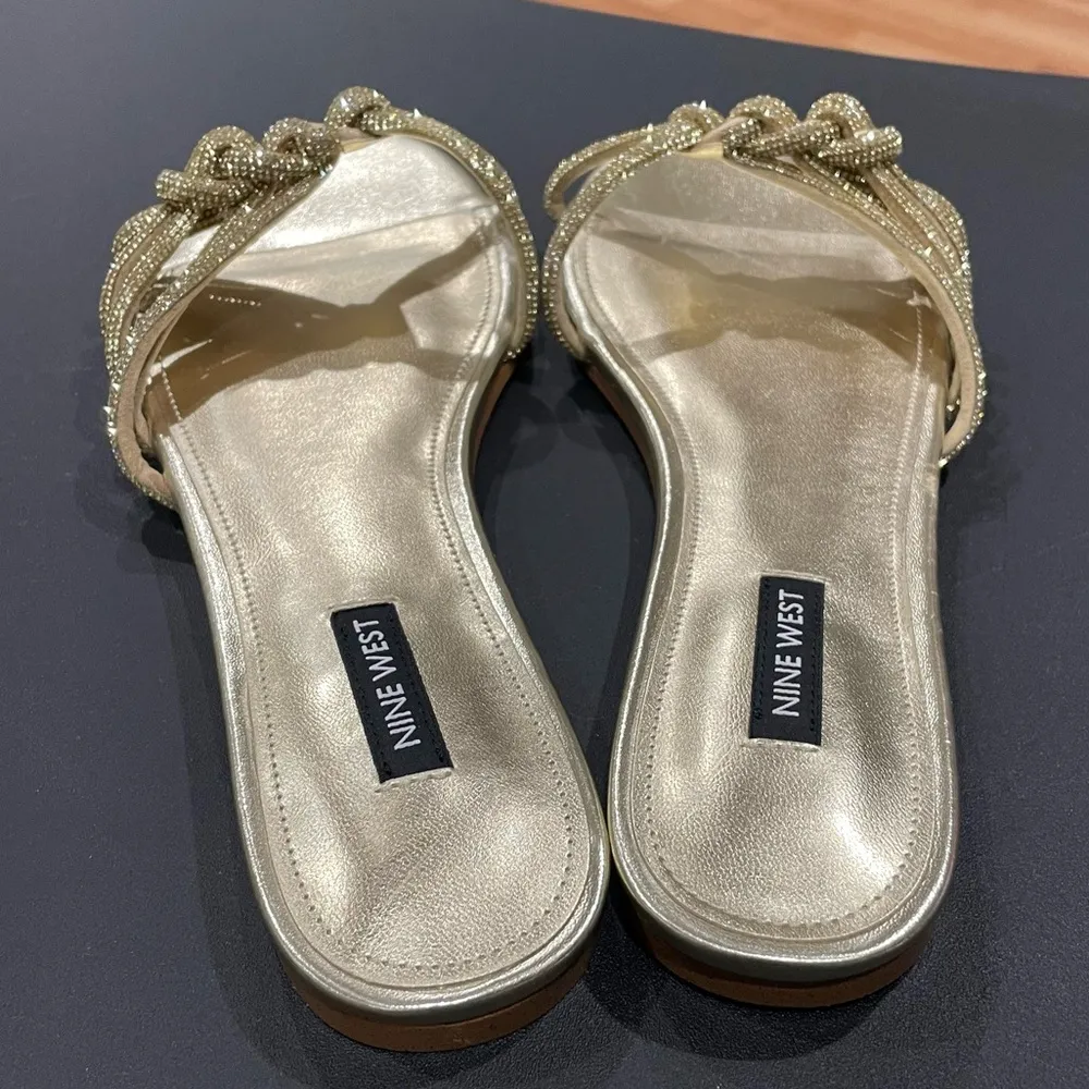 Nine West Women's Luxury5 Sandal, Gold Size 9.5 - Image 6