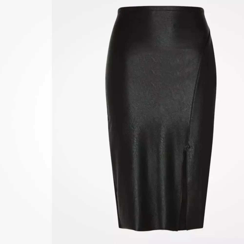 Commando Faux leather side slit skirt sz XL - Image 5