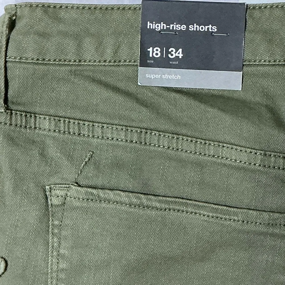 High Waist Denim Crochet Lace Frayed Fringe Short Shorts Army Olive Green 18/34 - Image 10