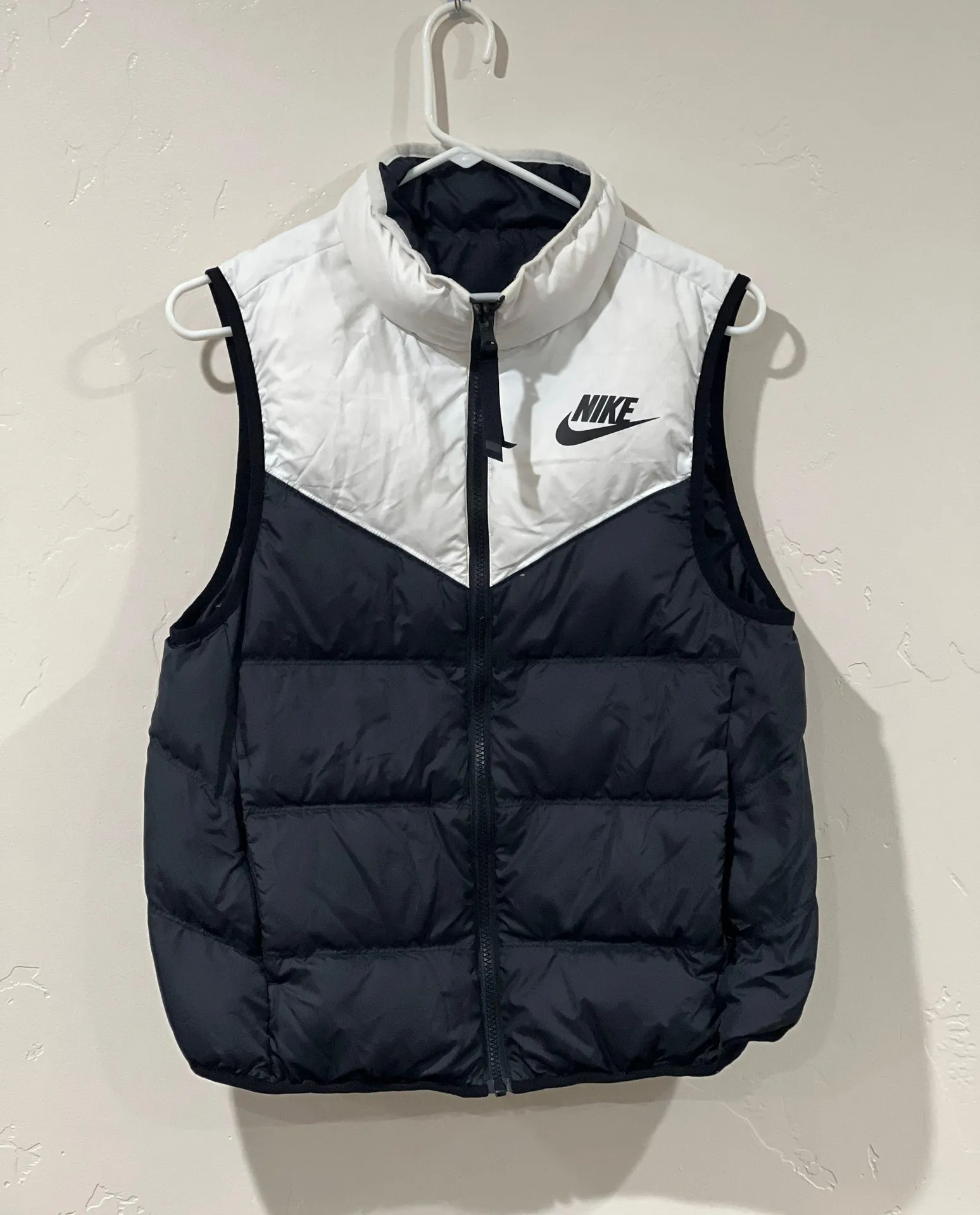 Nike Puffer Vest - Image 2
