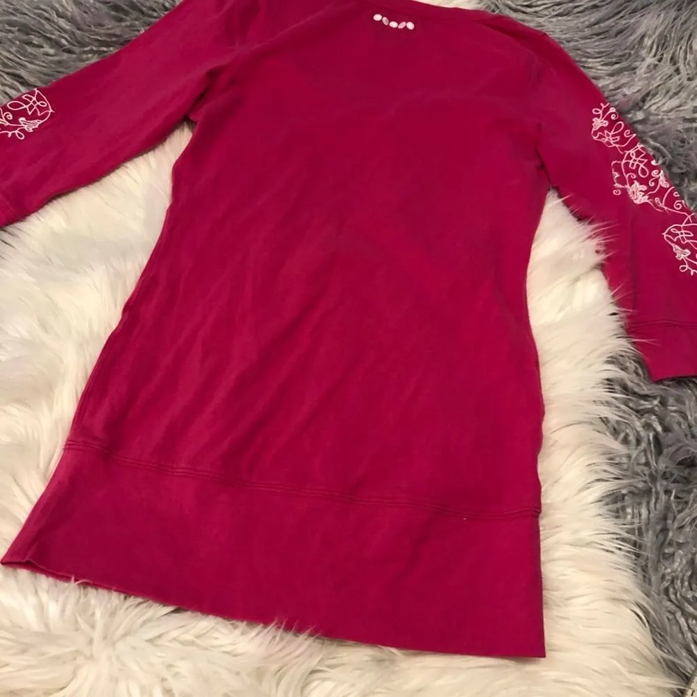 Coogi Pink Patterned 3/4 Sleeve Top - Image 6