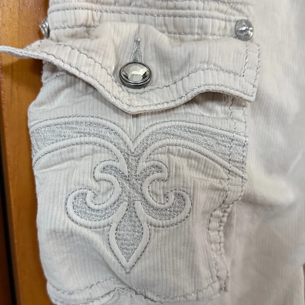 Rock Revival Capris - Image 2