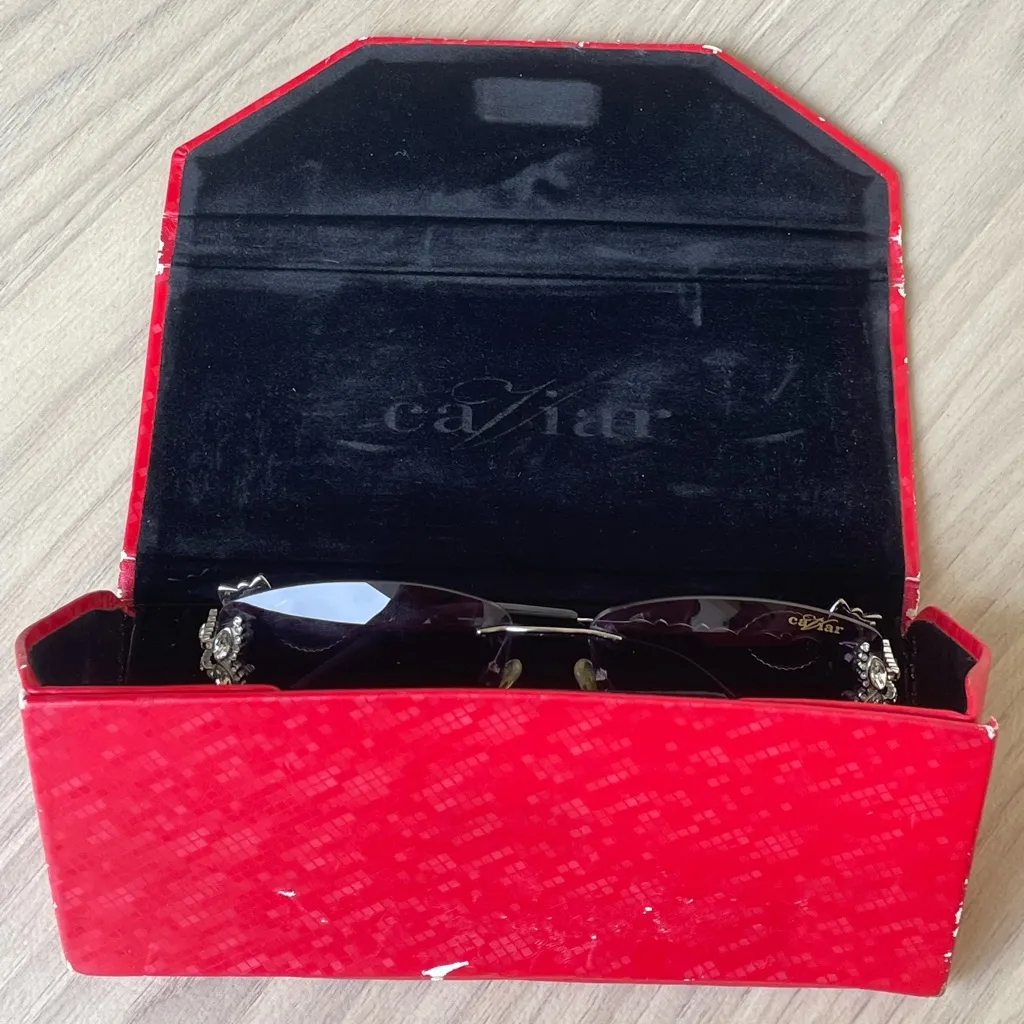 Caviar Women's Sunglasses with Black and Silver Frame - Image 15