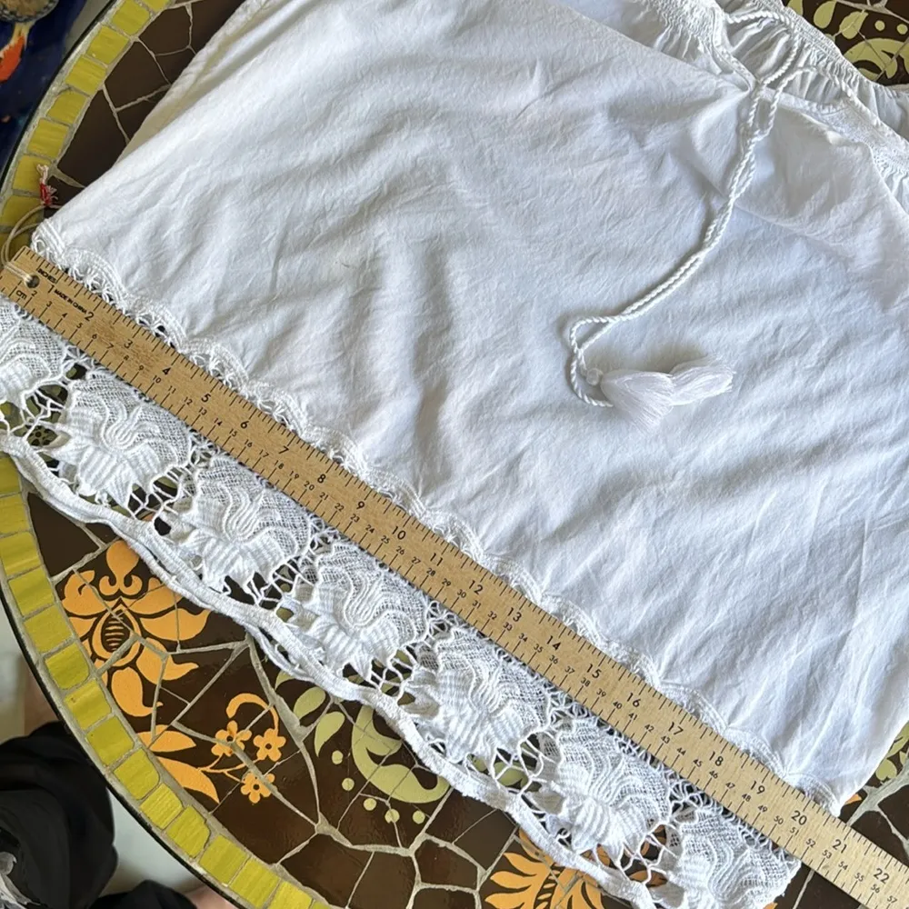 COTTON PEASANT BLOUSE WITH CROCHET LACE HEM Sz: S White - Image 7