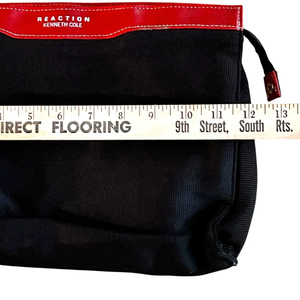 KENNETH COLE Reaction Toiletries Cosmetic Makeup Pouch Bag Zippered Clutch Style - Image 8