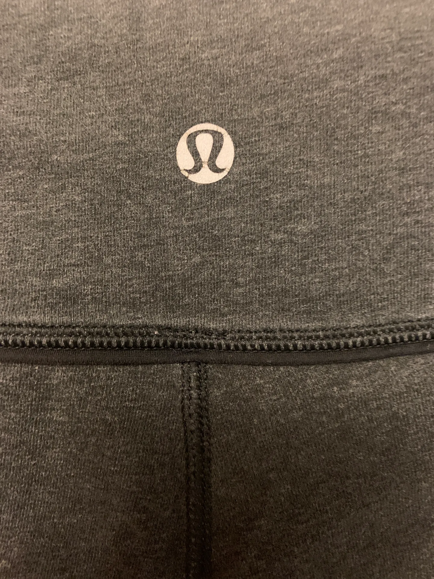 Lululemon 21’ Crop Legging - Image 3