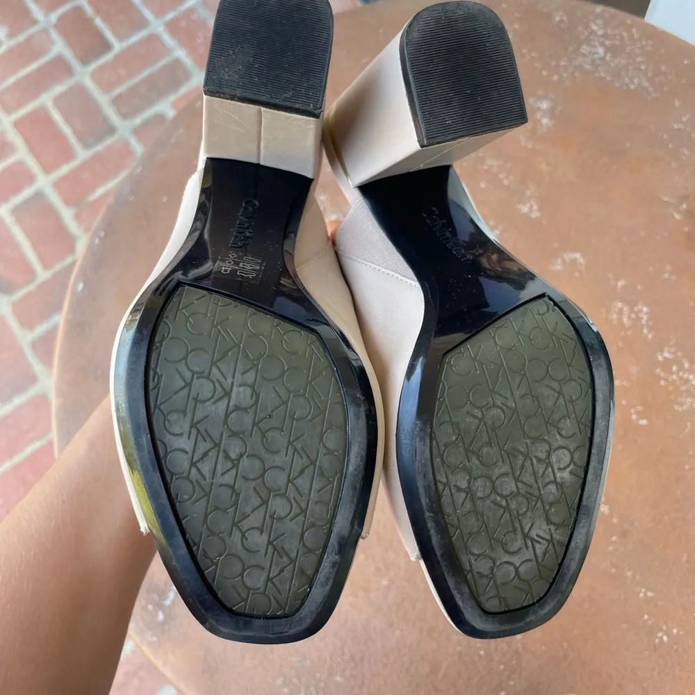 Calvin Klein cream heels 
Basically new, Worn once - Image 4