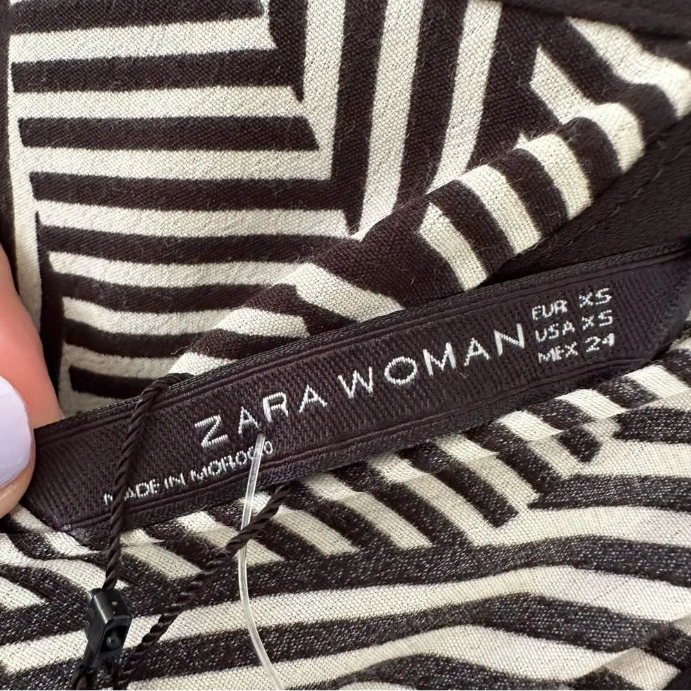 Zara Abstract Striped Tie Back Tank Top NEW Women’s XS Black White - Image 4