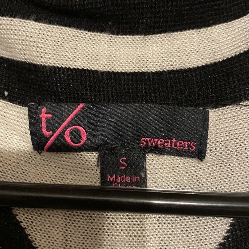t/o sweater vest​​​ Black - Image 6