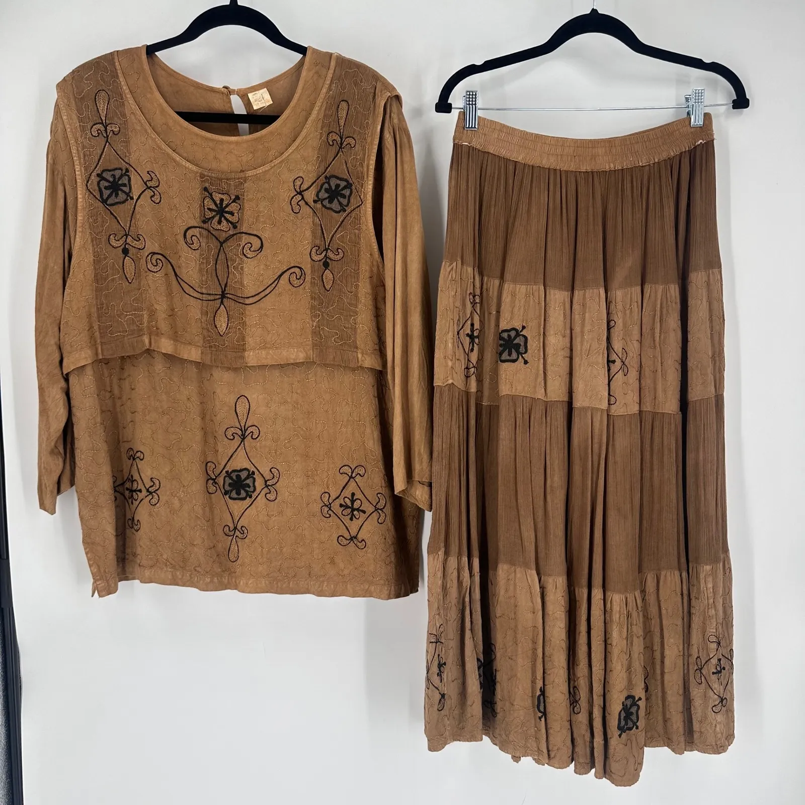 Vintage Boho Embroidered Top Maxi Skirt Brown Earth Tone Folk Cottagecore Size L - Image 2