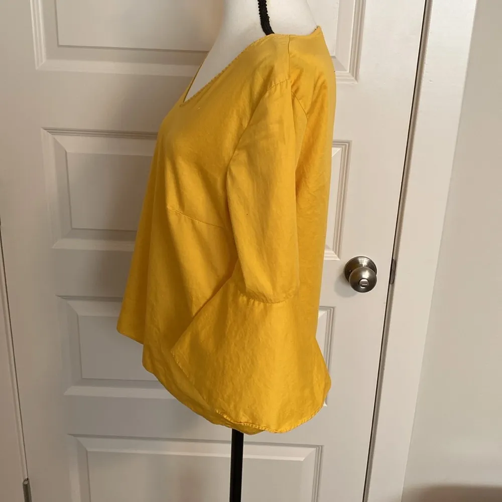 Jane and Delancey| Mustard v-neck top with bell sleeves - Image 4