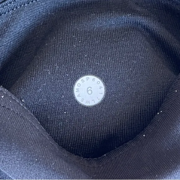 Lululemon Leggings Train Times 7/8 Pant 25" - Image 3