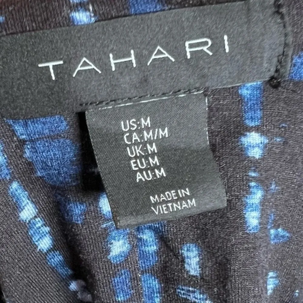 Tahari black and blue abstract print midi shift dress size medium - Image 4
