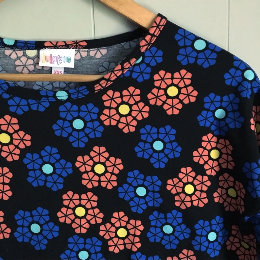 LULAROE Irma Tunic Black Hippie Floral Size XXS - Image 2