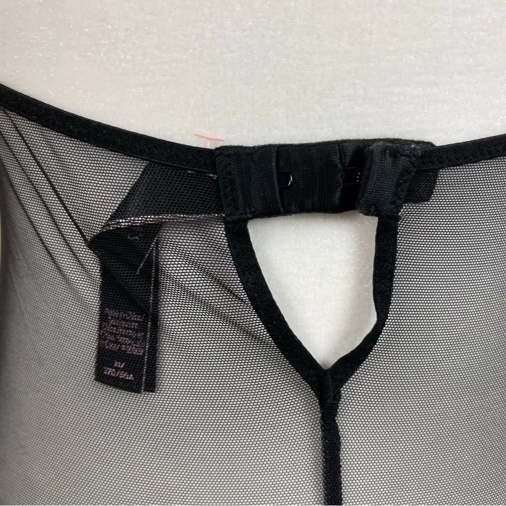 Victoria's Secret Medium Sheer Lace Teddy Thong Bodysuit Deep V Front - Image 9