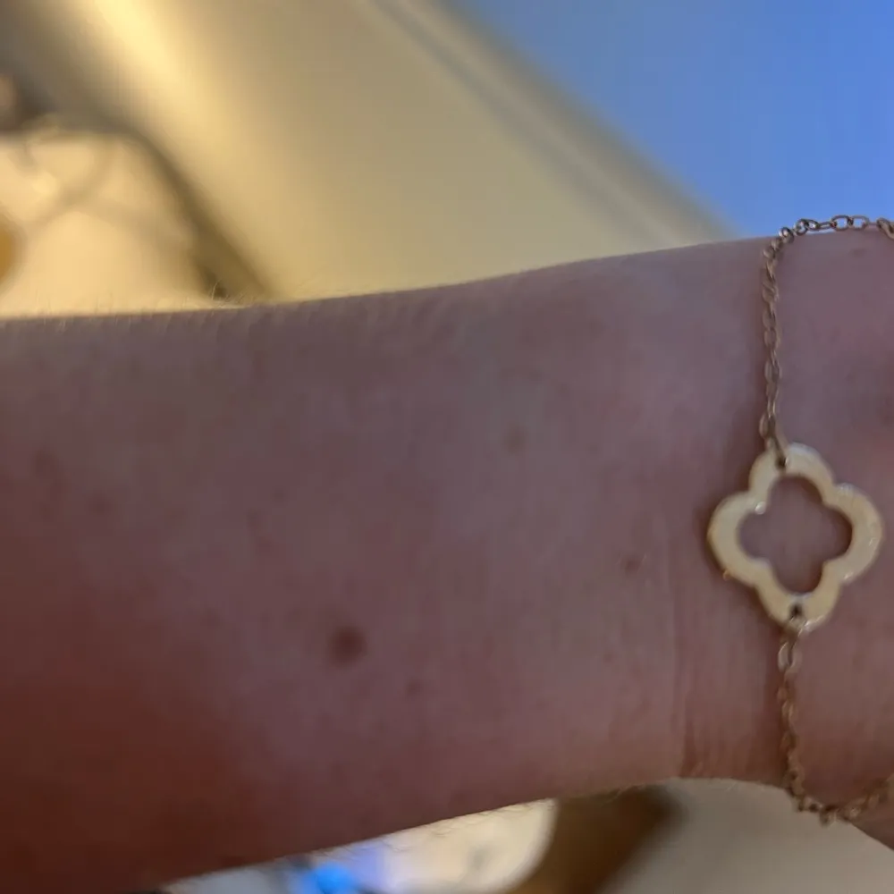 dainty gold bracelet - Image 2