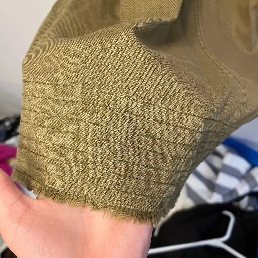 Anthropologie Pilcro Flutter-Sleeve Button Down Tunic Mini Dress Military XS - Image 9