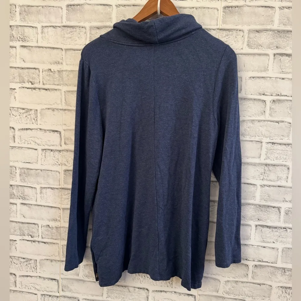 Women’s Chico’s blue colored cowl neck tunic style long sleeve soft shirt SZ 1 - Image 2