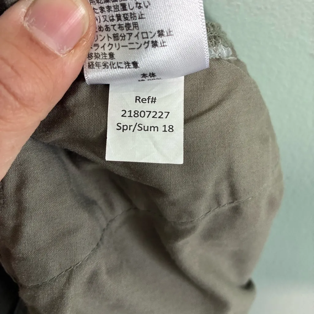 Eddie Bauer Women's Hiking Camping Shorts Green Dyed Dragonfly Summer SZ 18 - Image 5