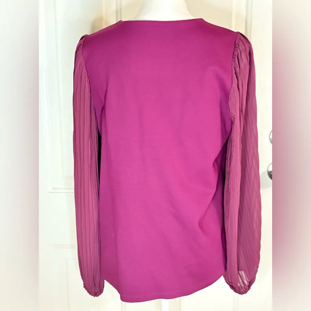 Nine West Fuchsia Long Sleeve Blouse with sheer statement sleeves - Image 4