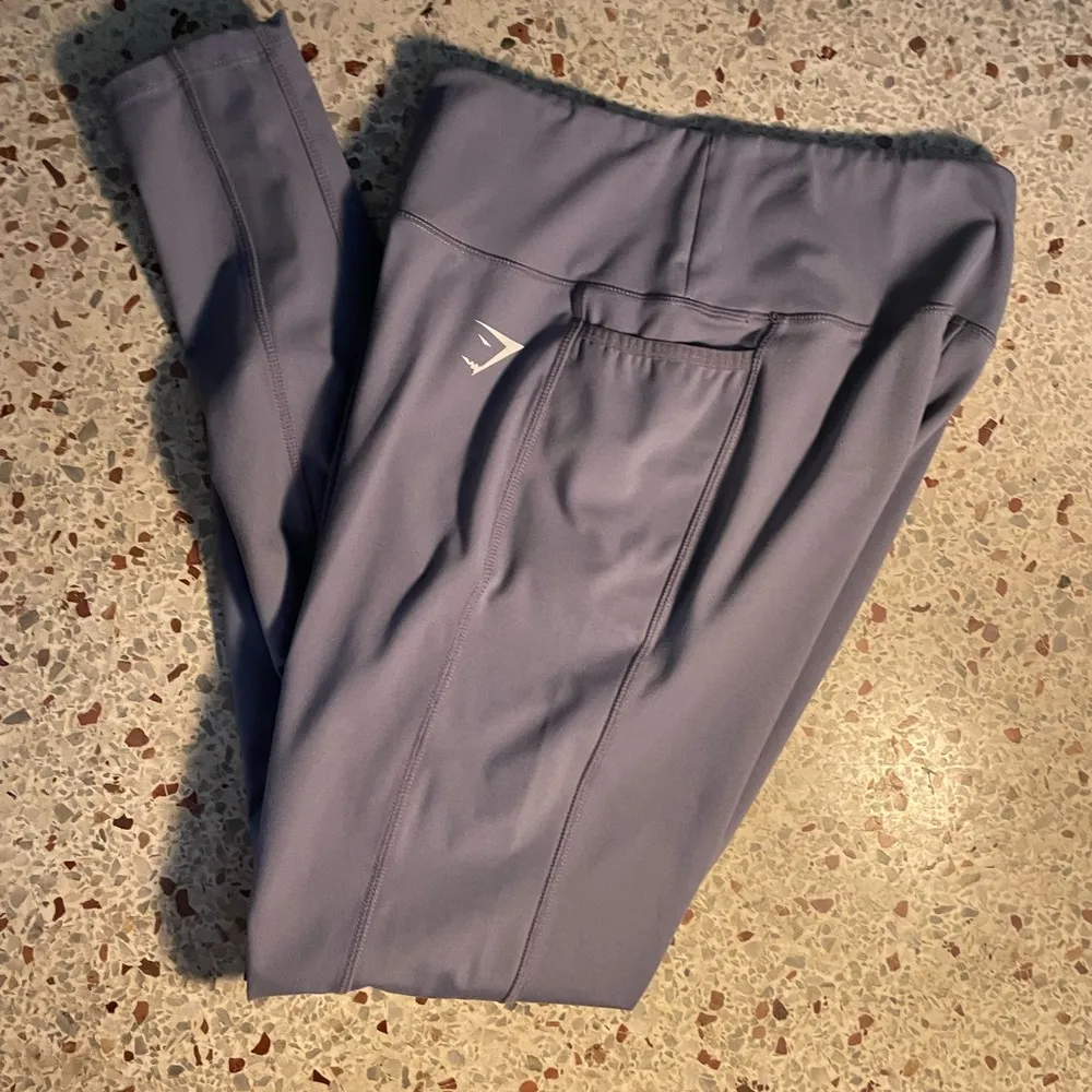 Gymshark  legging medium - Image 4