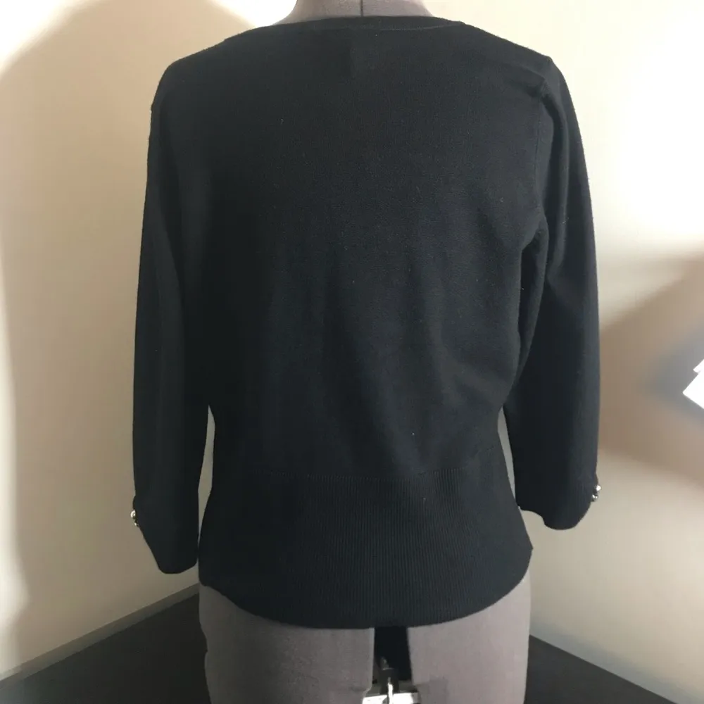 White House Black Market Sweater 3/4 sleeve - Image 5