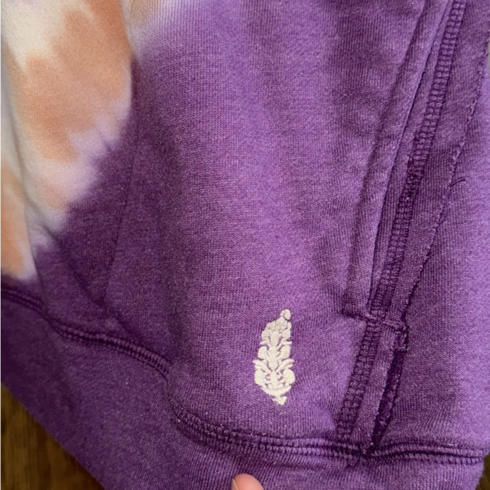 Free People Movement NWOT  Sweatshirt with Pockets XS - Image 2