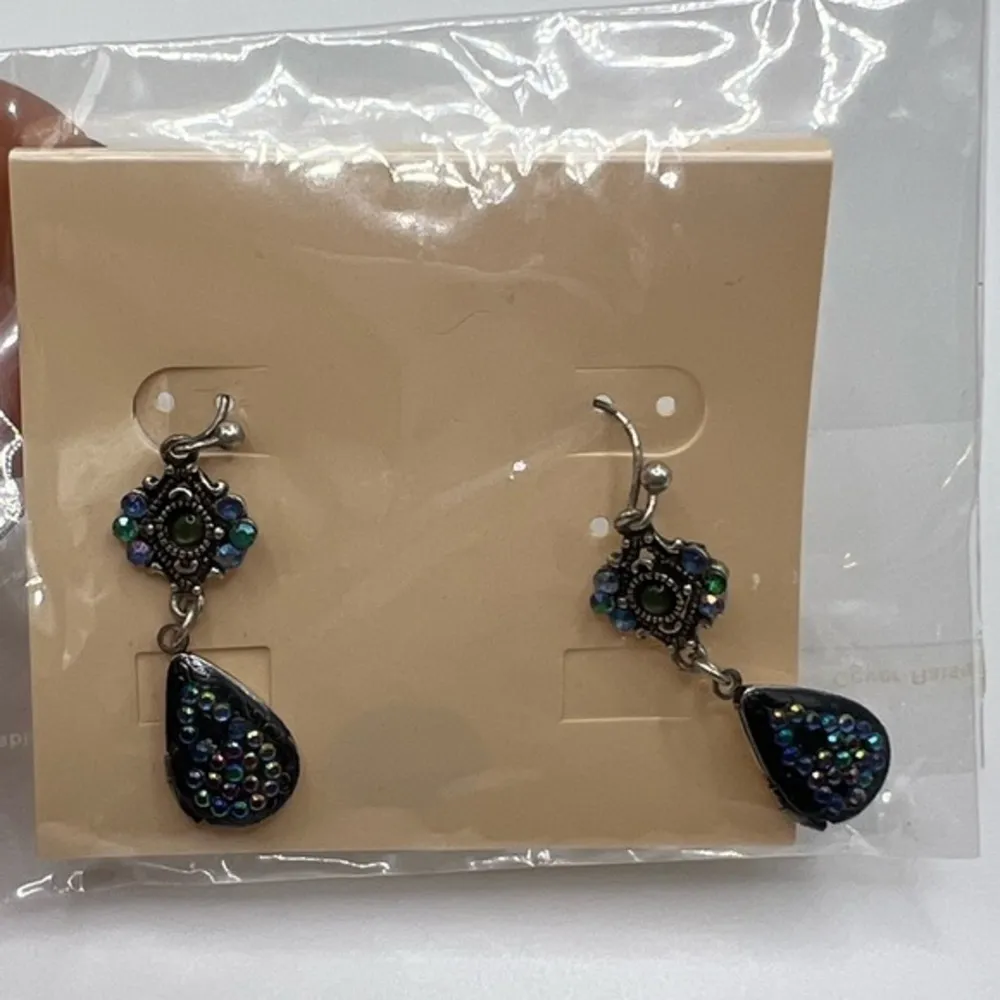 UNIQUE‎ Crystal Drop Locket Pierced Earrings Silver - Image 4