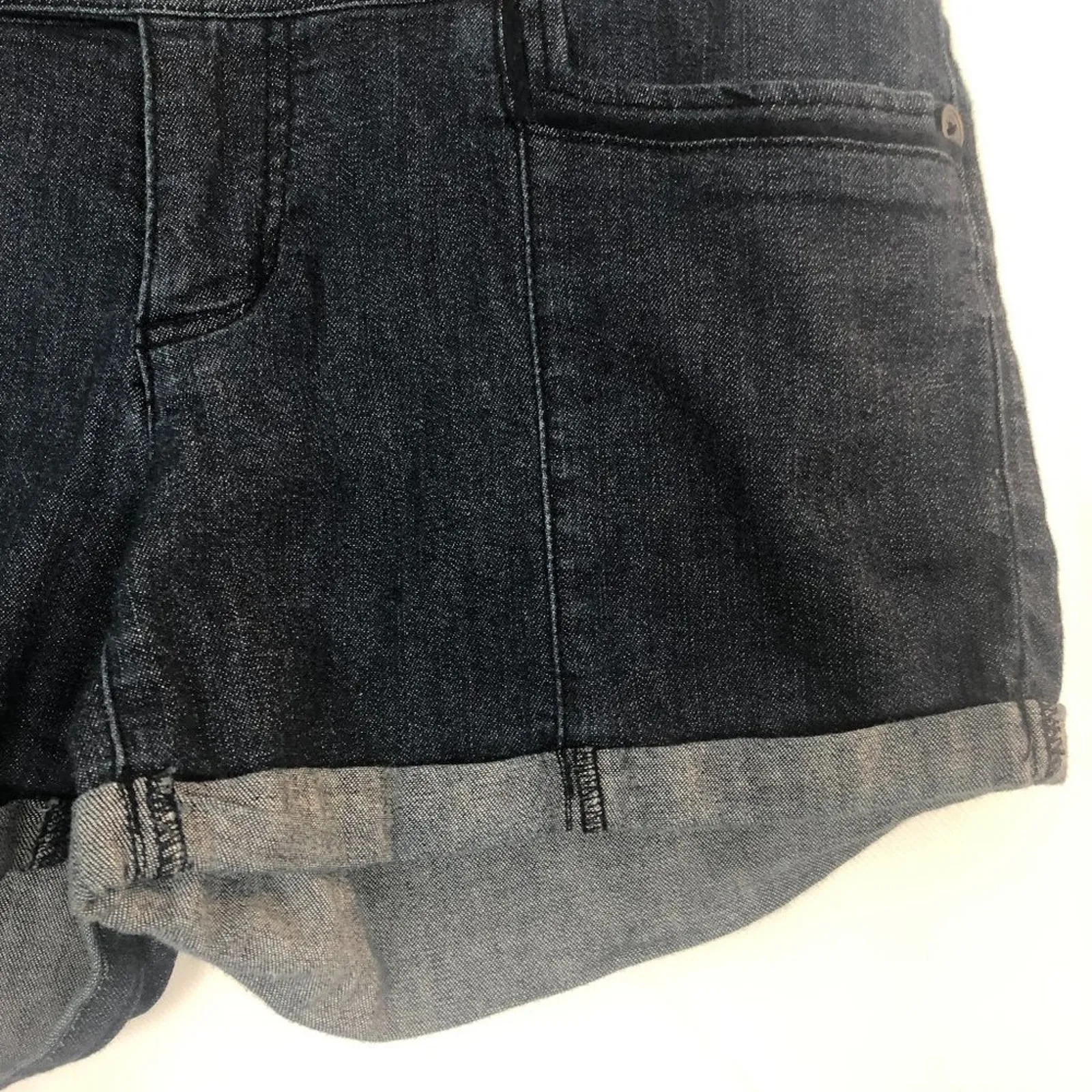 Candie's Mid Rise Cuffed Jean Shorts Dark Wash Size 5 - Image 4
