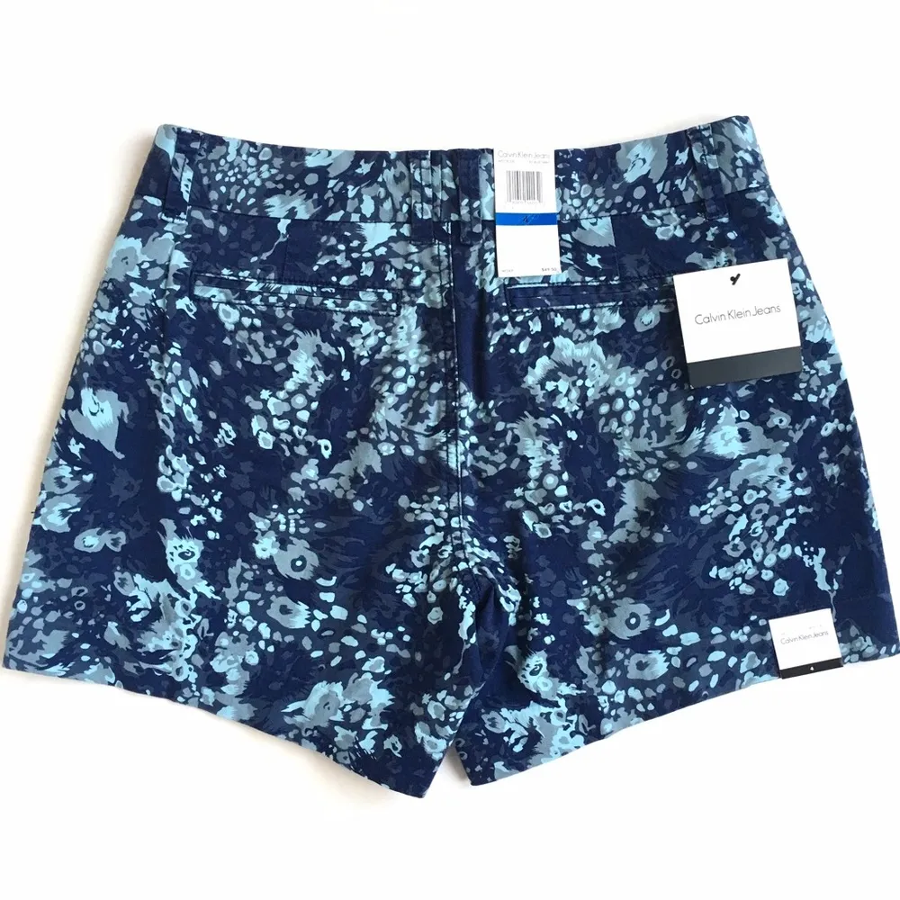 Calvin Klein Navy Blue Floral Stretch Cotton 5” Shorts Size 8 - Image 2
