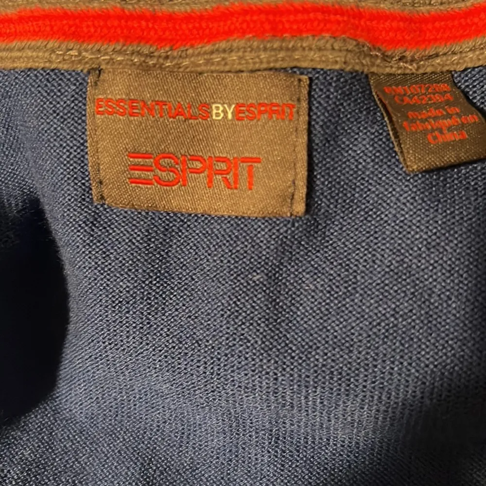 Esprit button up cardigan . Size S‎ - Image 6