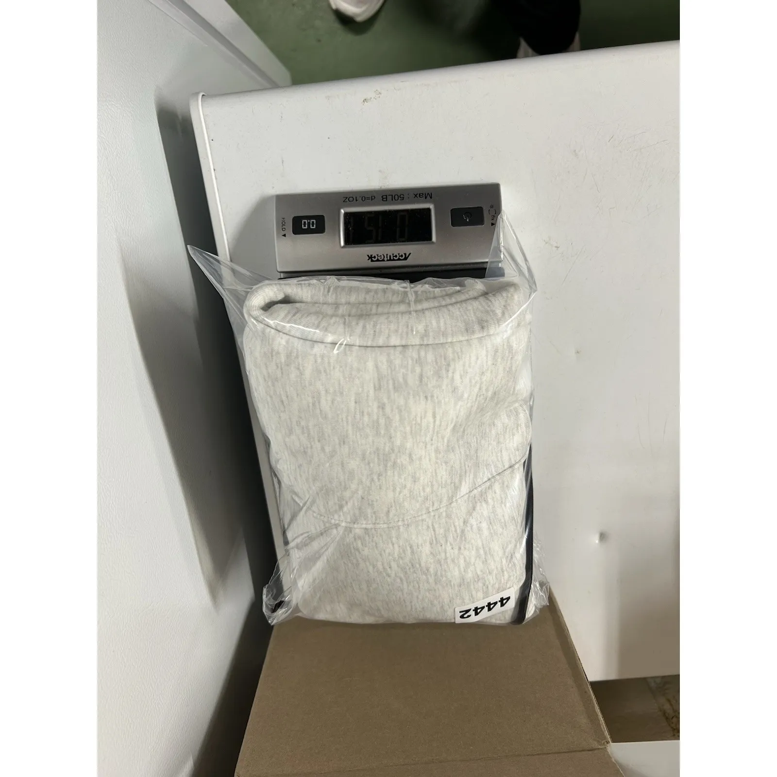 Nike Sportswear Tech Fleece Joggers Pants Sweatpants Light Grey FB8330-013 Women - Image 8