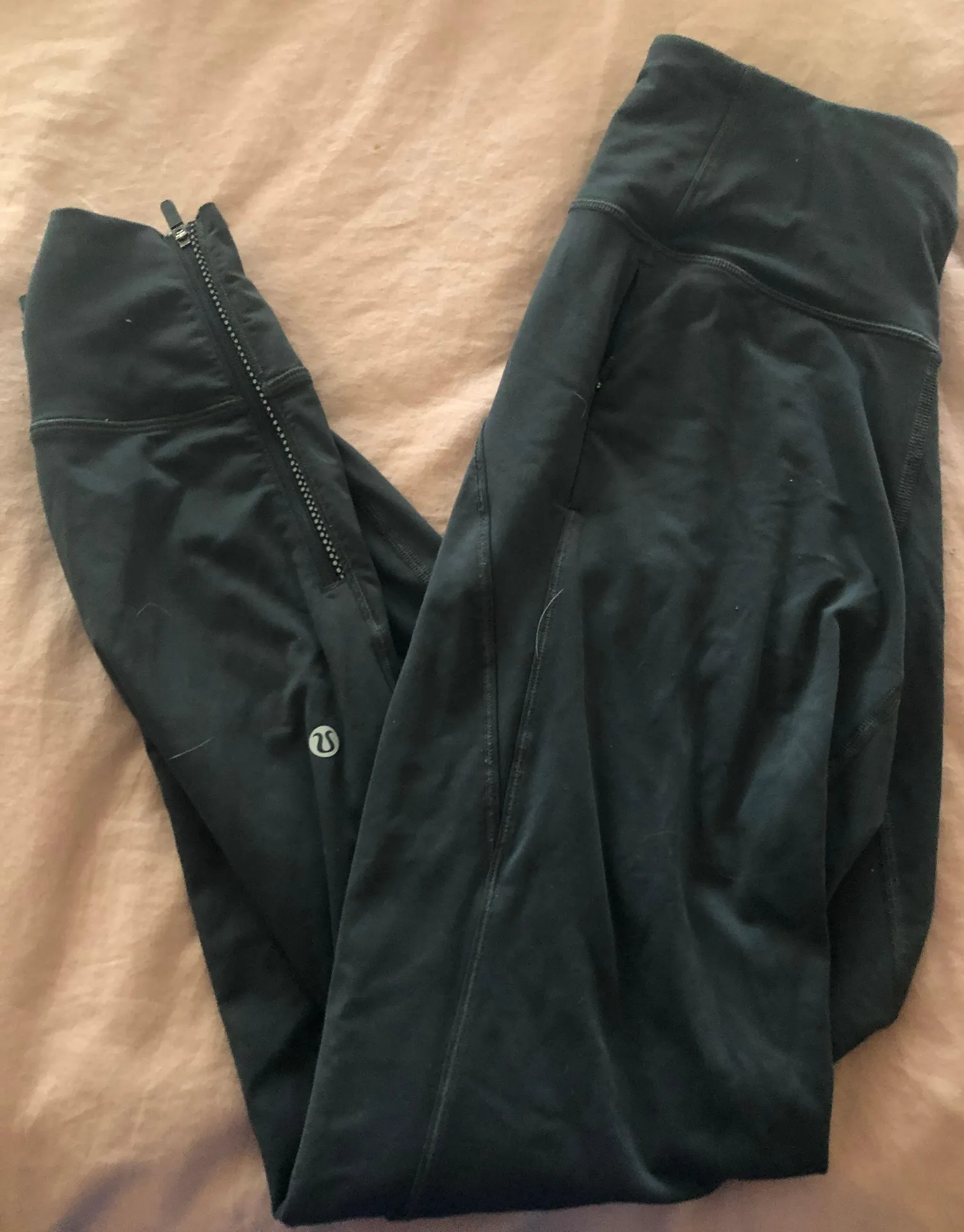 Lululemon JOGGERS (PENDING PAYMENT) - Image 4