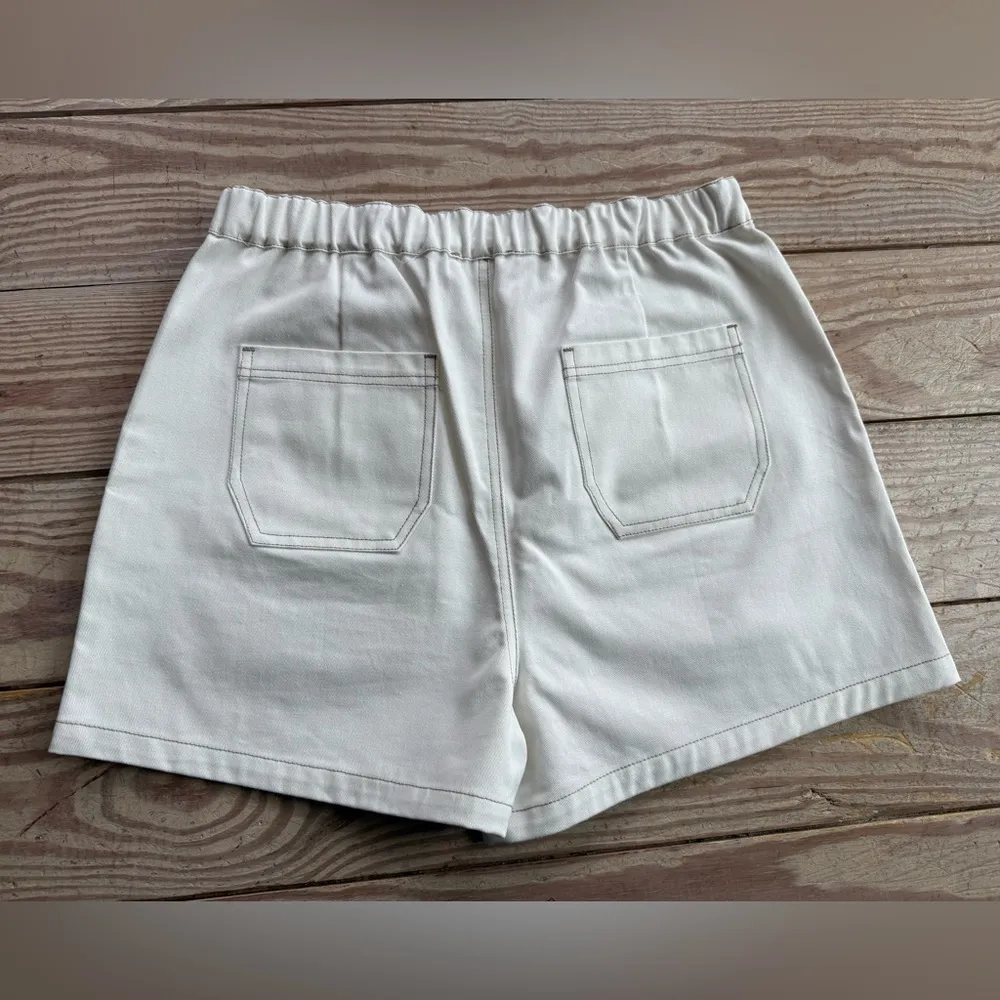 Fashion on Earth High-Waisted Shorts size L NWT - Image 3