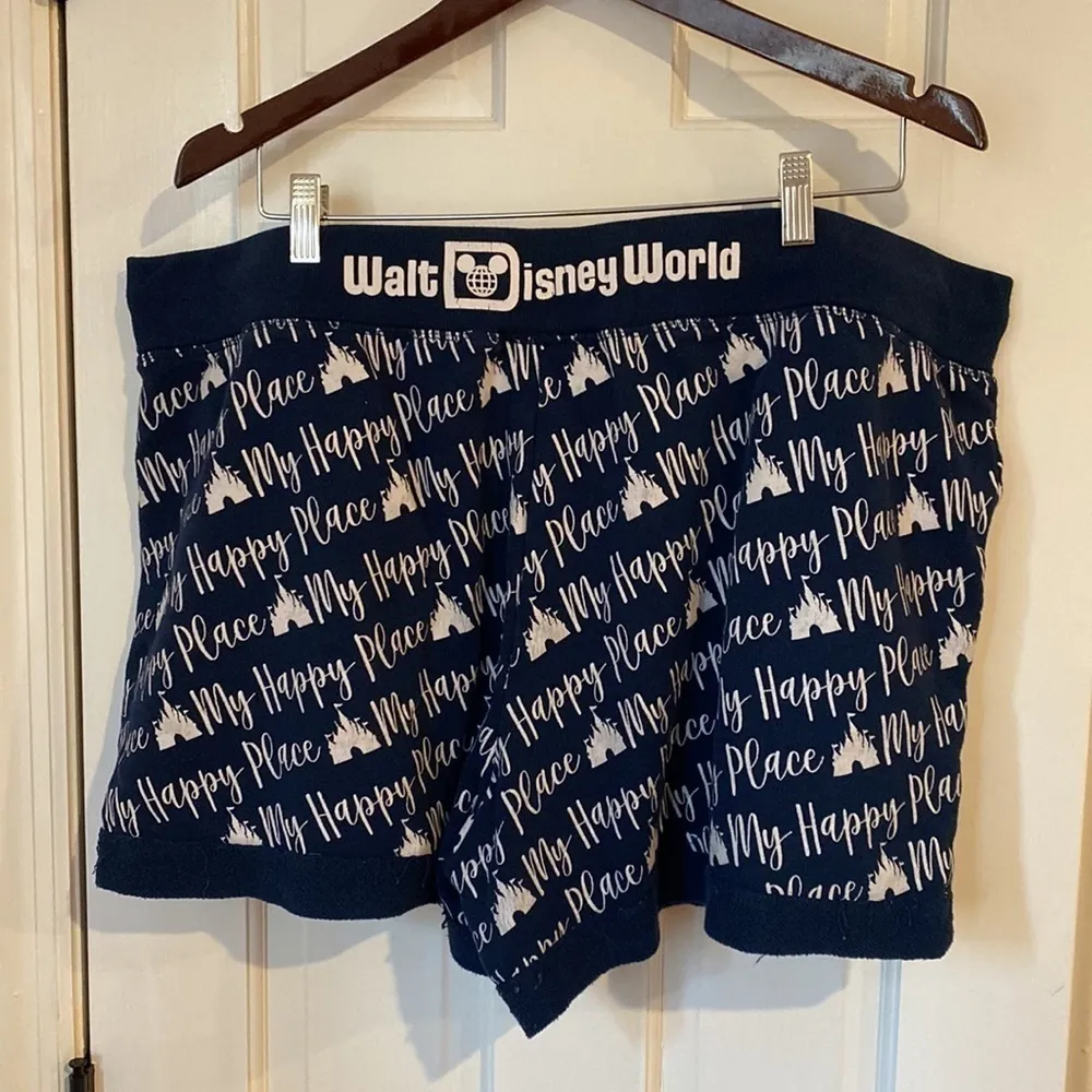 Walt Disney world my happy place lounge / pj shorts. Size 1X - Image 4