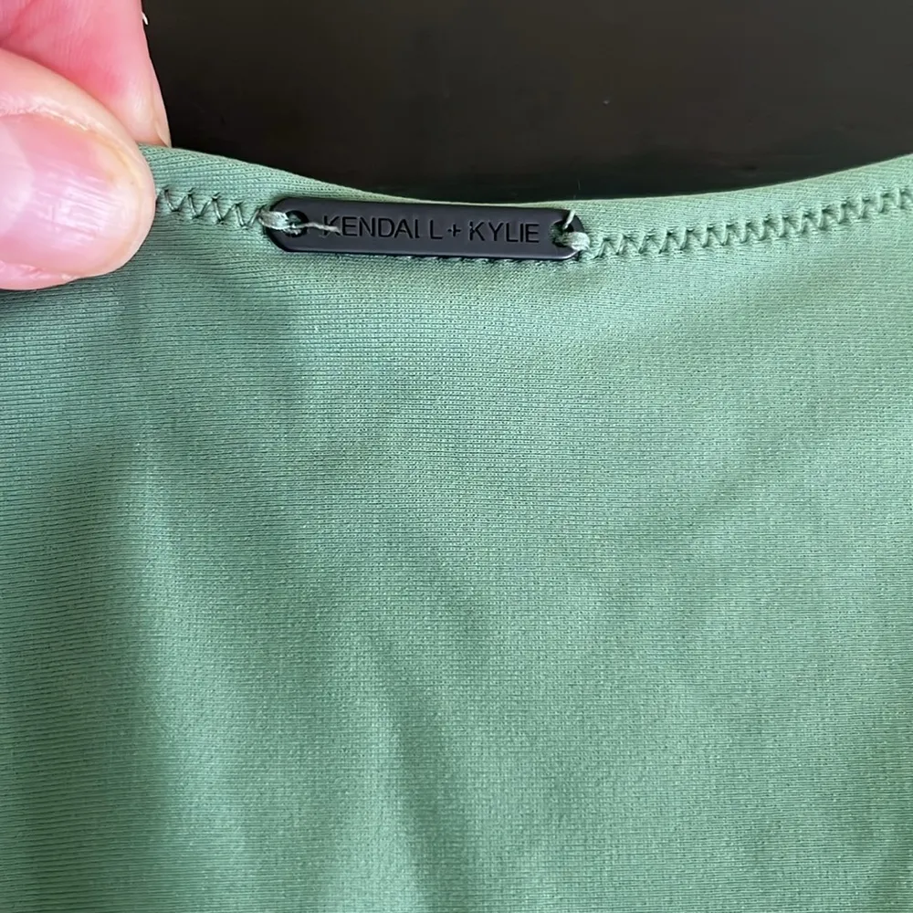 KENDALL + KYLIE Ruffle-Trim Dark Ivy Bikini Set - Image 5