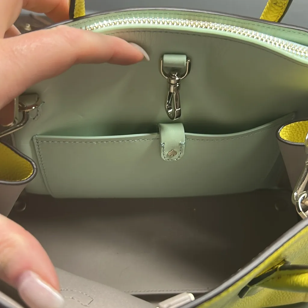 Brand‎ new only used once kate spade knott medium satchel in “yellow sesame” - Image 4