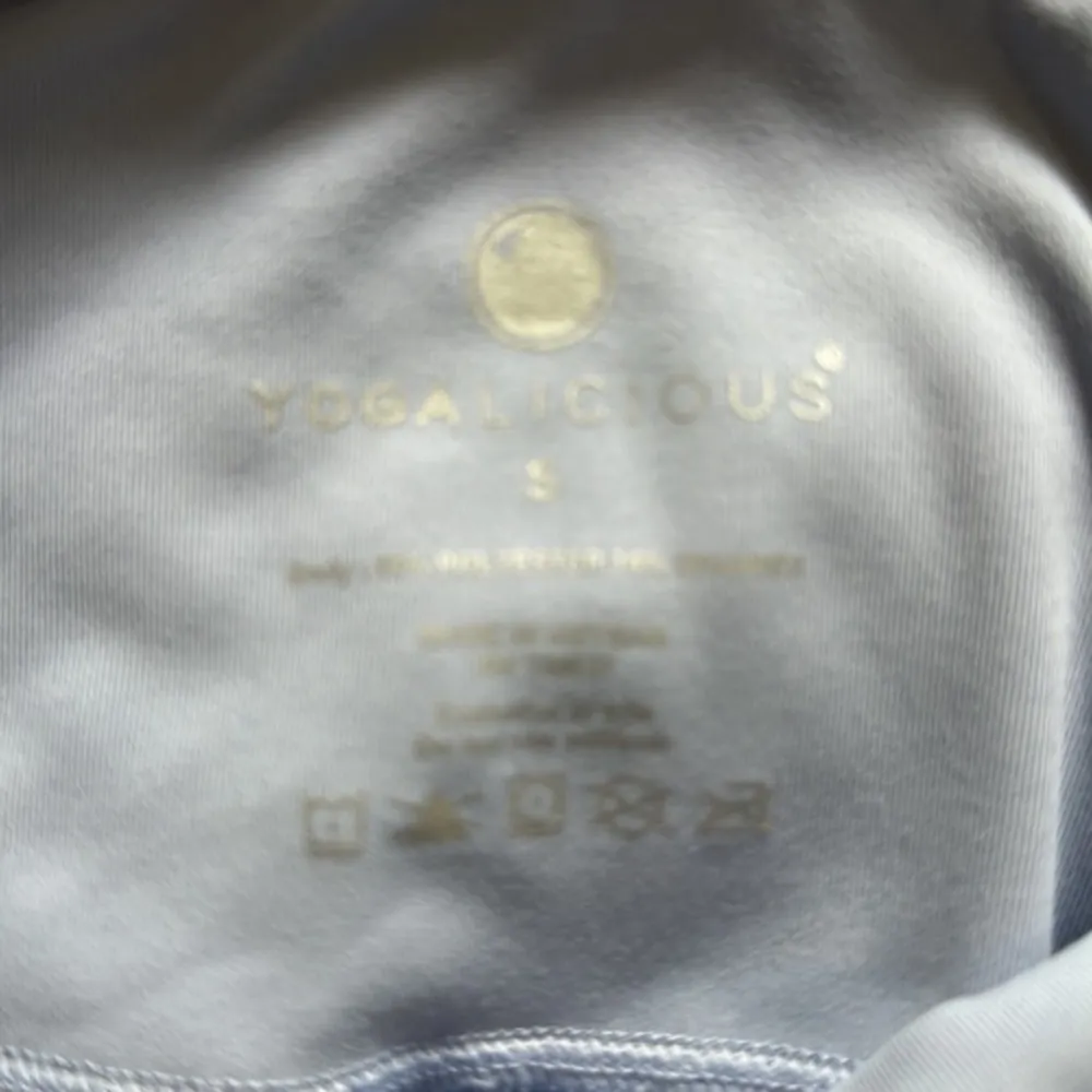 WOMEN’S YOGALICIOUS SKY BLUE CAPRI LEGGINGS SIZE SMALL EUC #1496 - Image 3