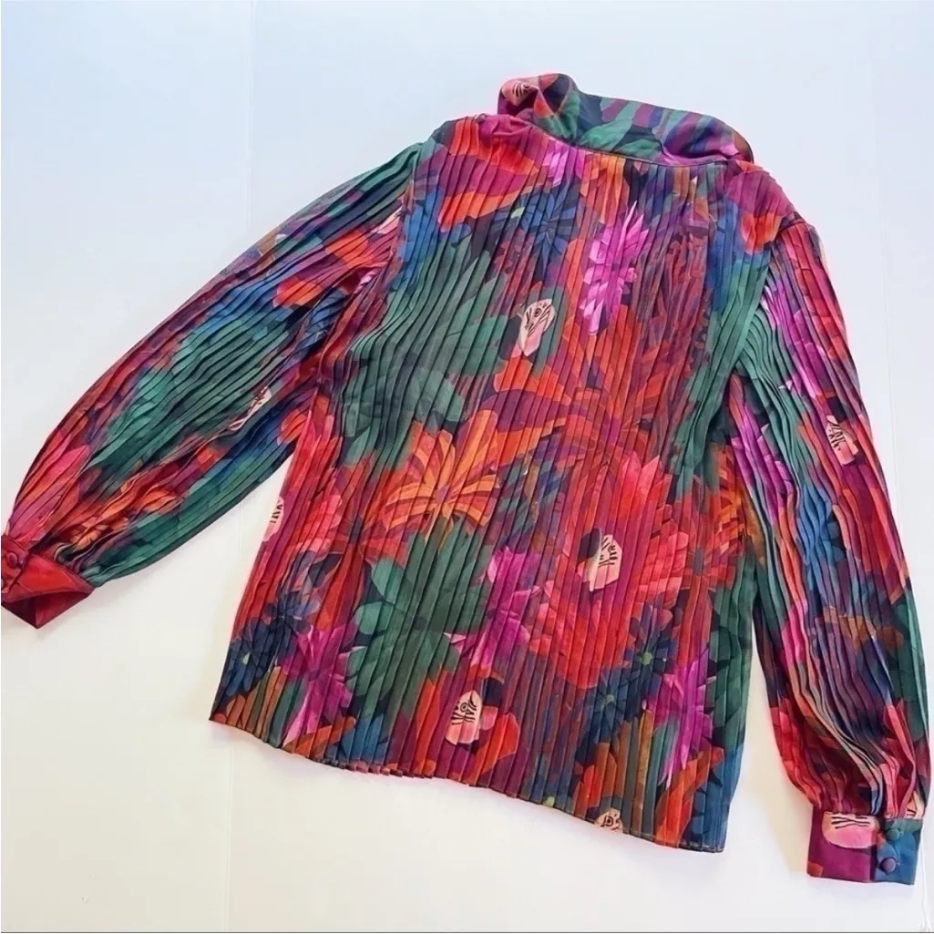 NEW Farm Rio Women’s Bird Flowers Pleated Shirt Multicolor - Image 11