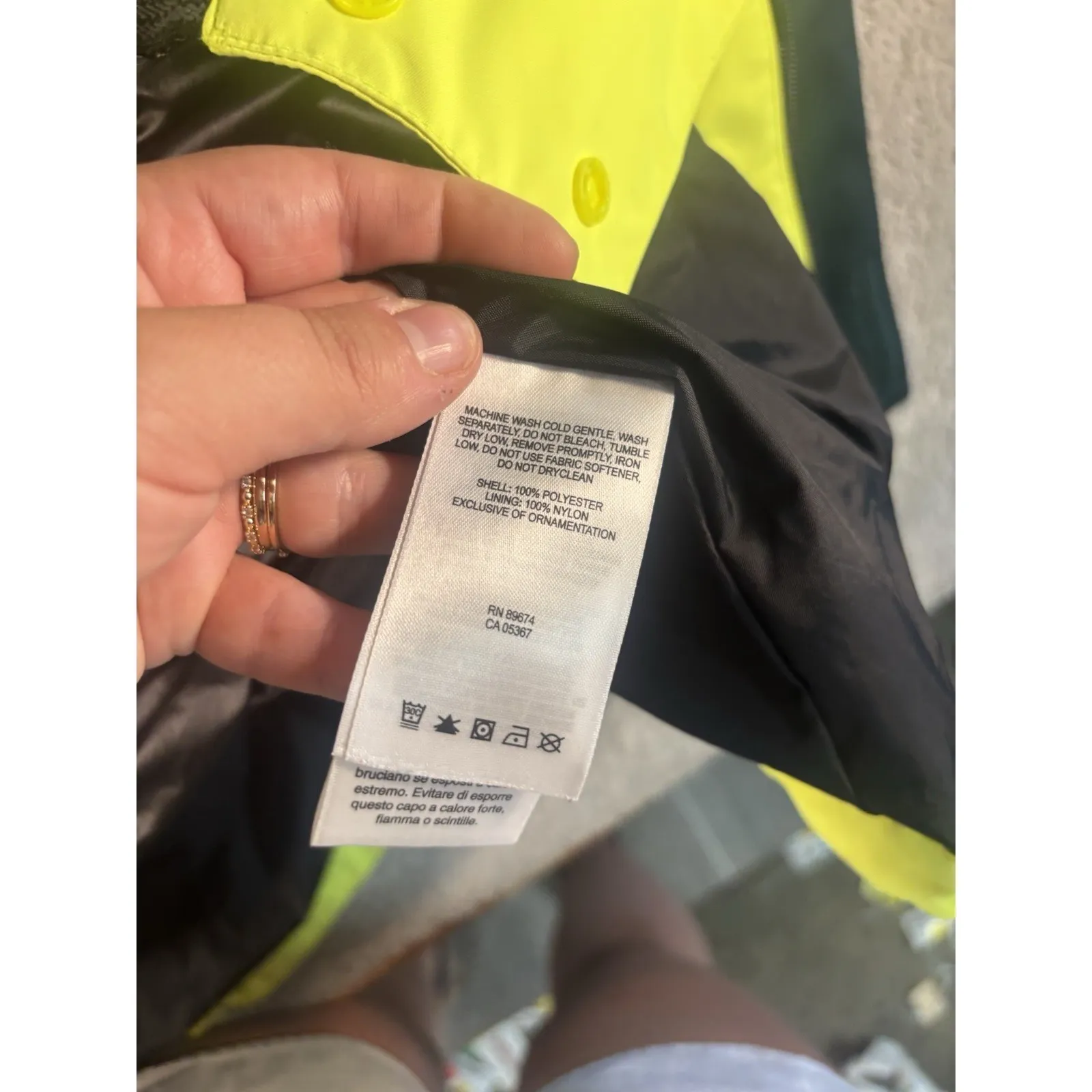 Mountain Hardwear  Snowzilla II Shell Ski Jacket - Emerald Green/Yellow XL EUC‎ - Image 9