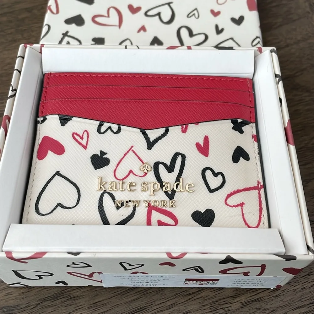Kate Spade Hearts Card Holder New in gift box - Image 2