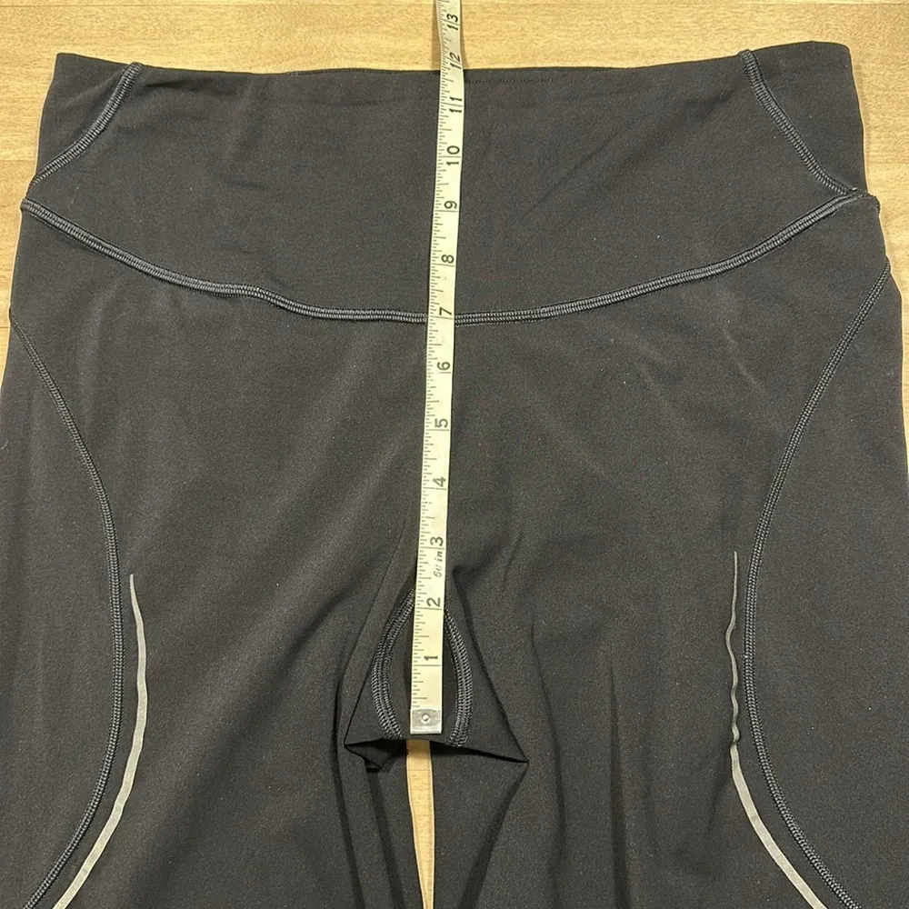 Lululemon  Base Pace High Rise Reflective Crop 23" Sz 10 - Image 11