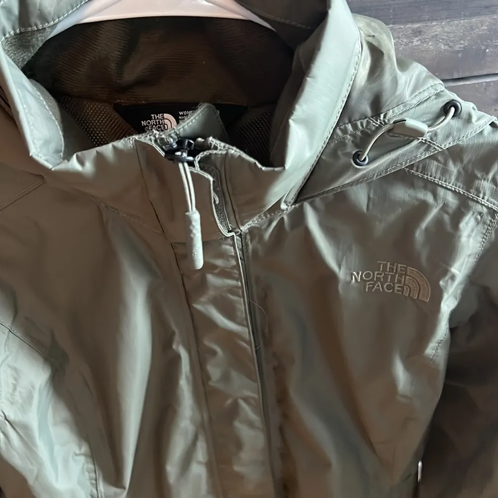 The North Face Lightweight Parka - Image 3