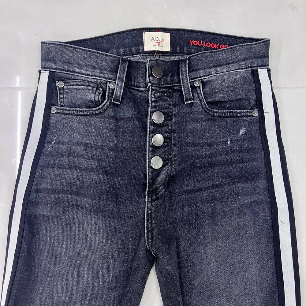 ALICE + OLIVIA JEANS
Good High-Rise Exposed Button Skinny Jeans with Stripes - Image 3